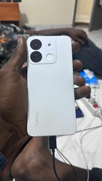 Infinix smart 7  64Go  4Go Ram