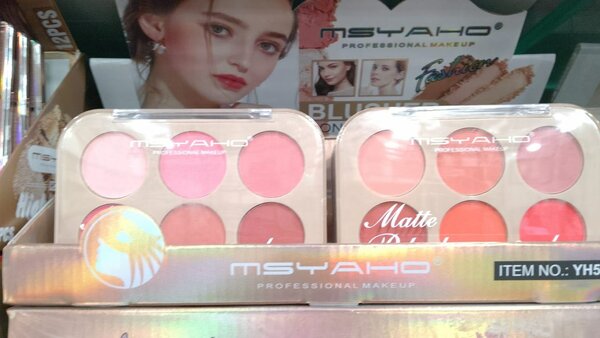 MSYAHO 6 in 1 Matte Blusher Palette