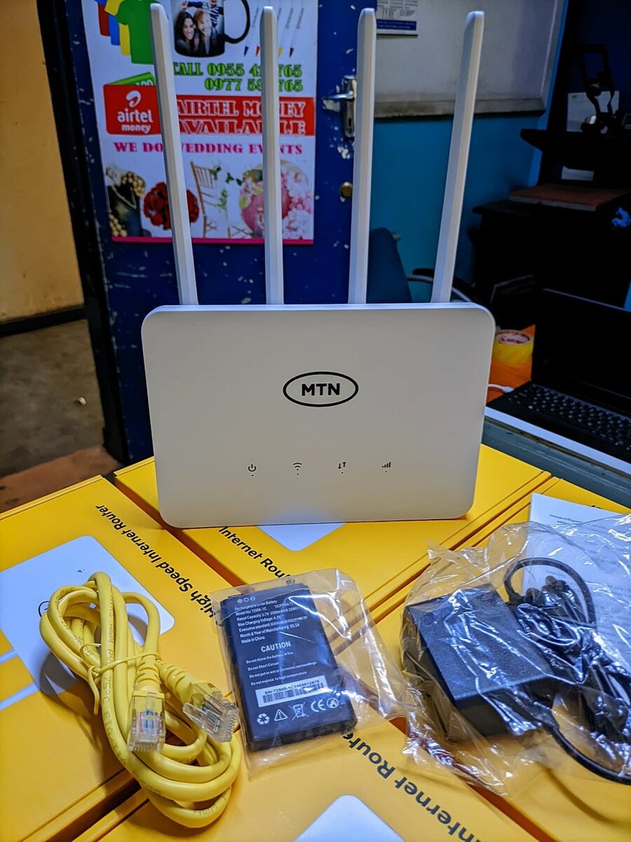 ZLT T30 UNIVERSAL RECHARGEABLE ROUTERS