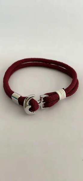 Bracelet en corde bordeaux