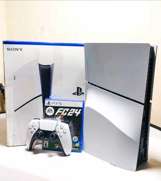 Console PS5 avec FC24