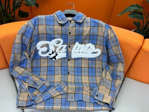 Chemise à carreaux tendance