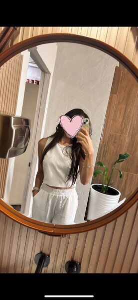 Белый топ на замочке