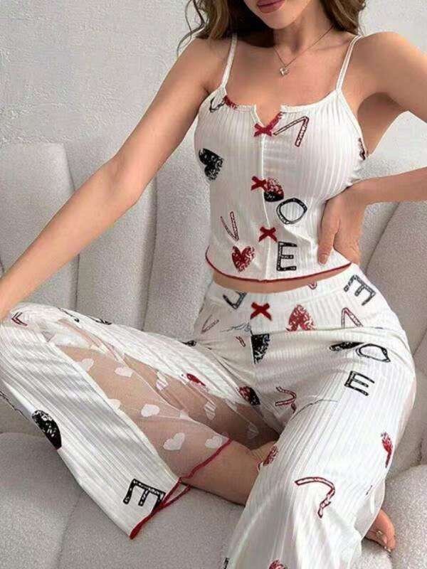 Pyjama en dentelle blanche