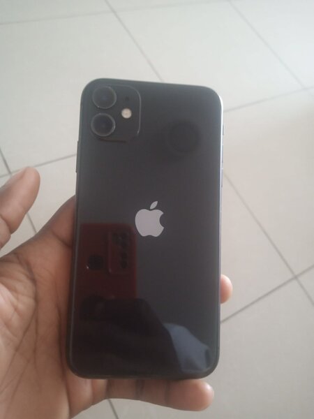 iPhone 11 simple
