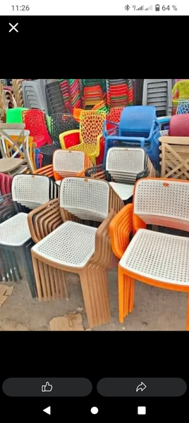 Chaise en plastique pour jardin