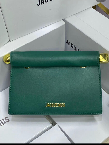 Sac 2 en 1 Jacquemus élégant