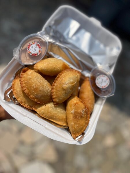 PASTEL VIANDE HACHÉE FROM (10)