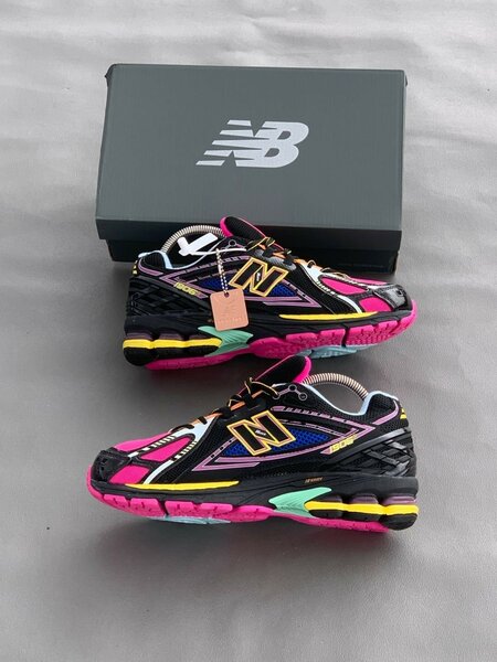 Chaussures New Balance Multicolores