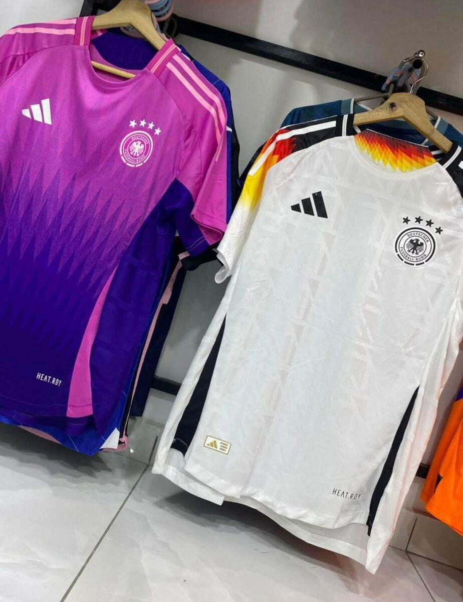 Maillot de foot Adidas