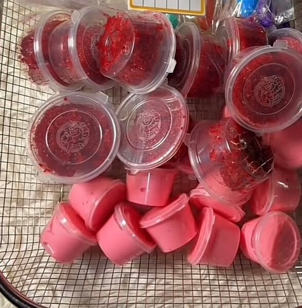 Crème de lèvre rose + gommage