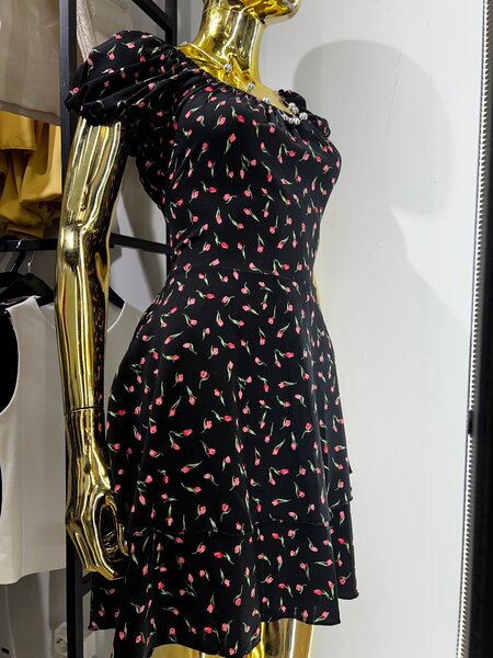 новые платья,и юбка шортики