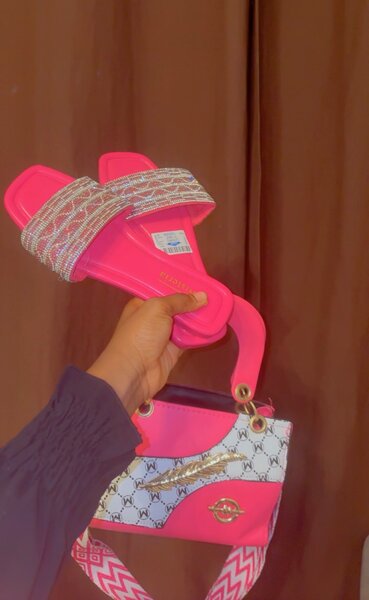 Sandales et Sac Glamour