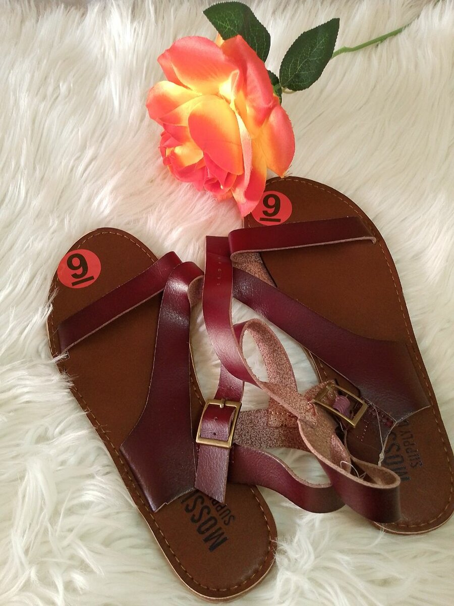 Mossimo Sandals