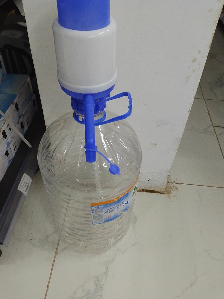 Pompe à eau manuelle