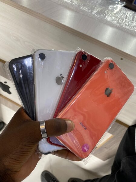 iPhone XR