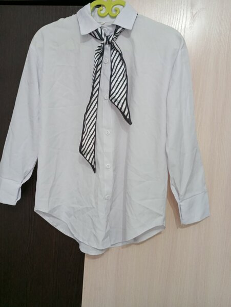 Школьная рубашка