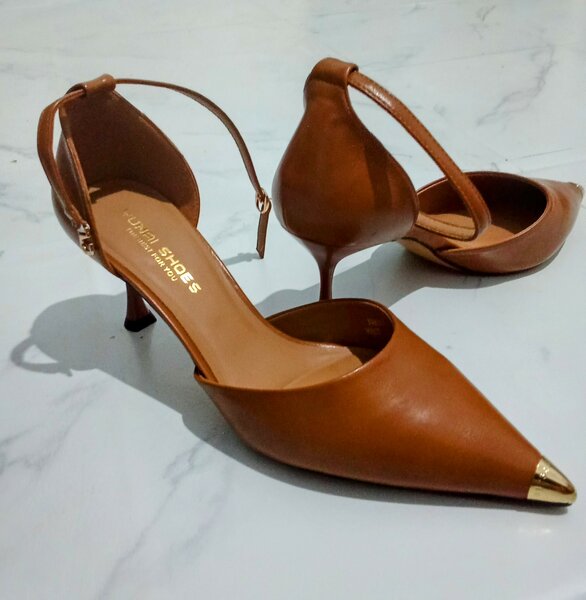 Escarpins élégants à talon