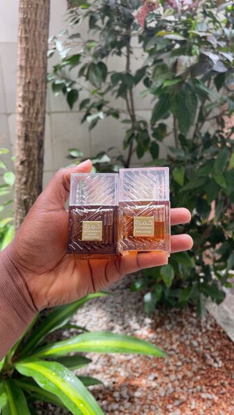 Duo de Parfums Élégants
