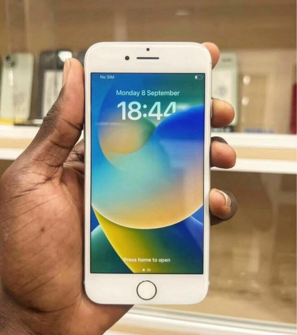 iPhone 8 reconditionné argent