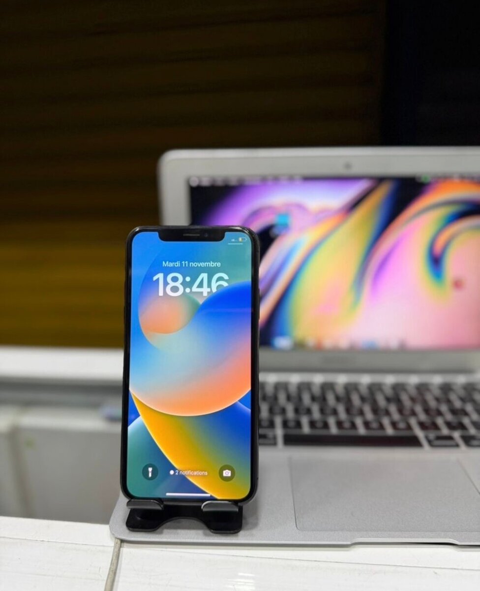 iPhone X 64 Go - Écran Retina