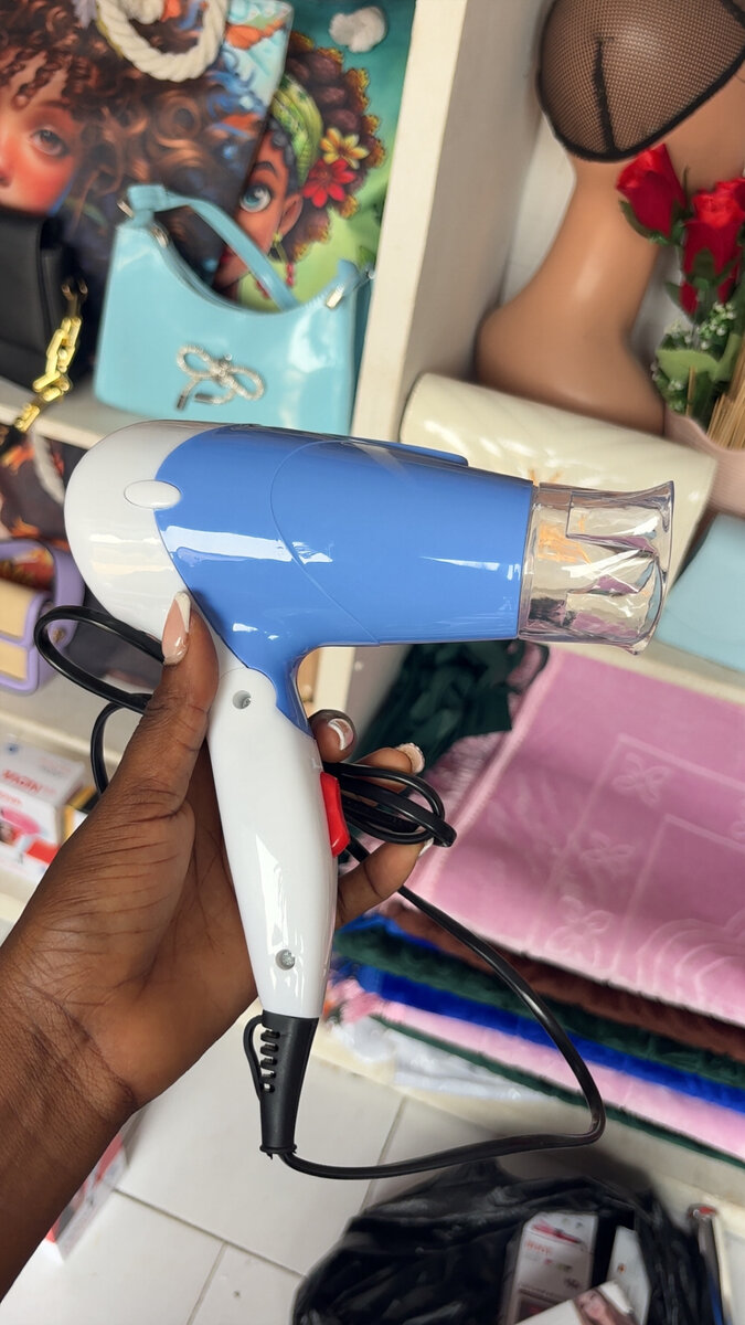 Sèche-cheveux Nova 1400W