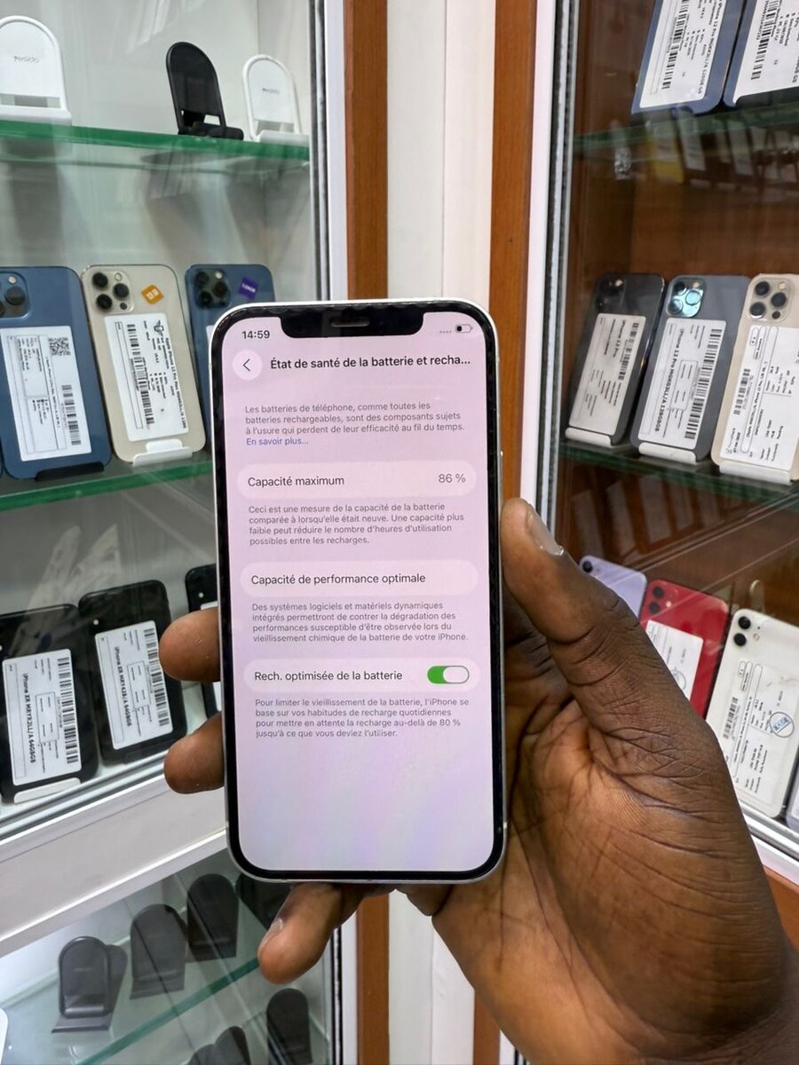 iPhone 12 revenu en quasi