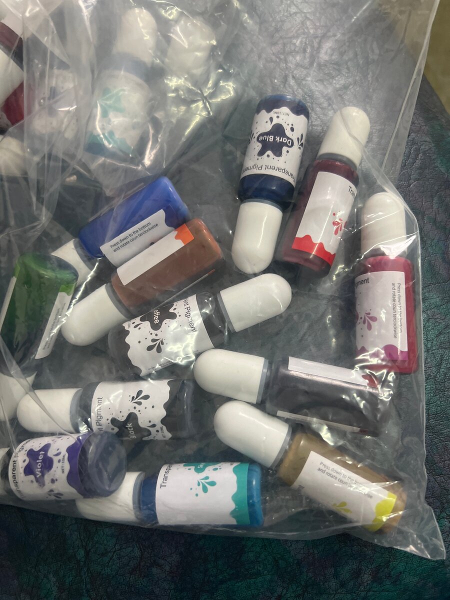 12 Vibrant Pigment Ink Set