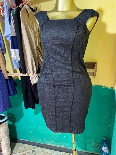 Robes élégantes ajustées femme