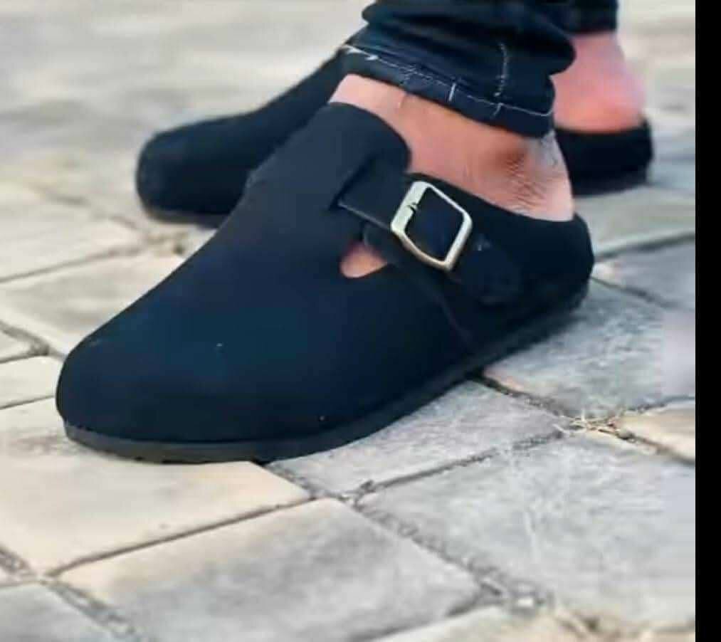 Mules en daim élégantes