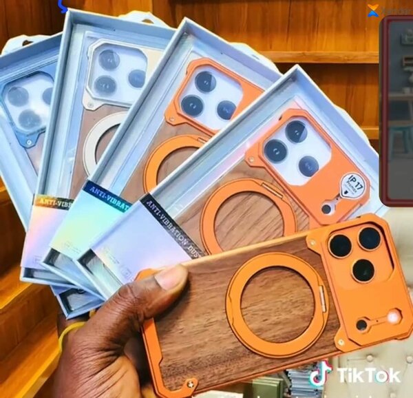 Coque bois pour iPhone 14