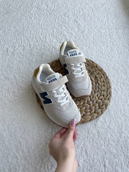 Кроссовки NB