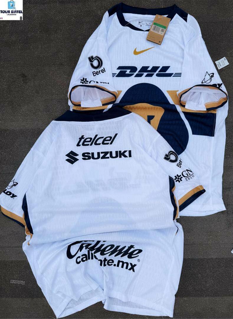 Ensemble de maillots de football