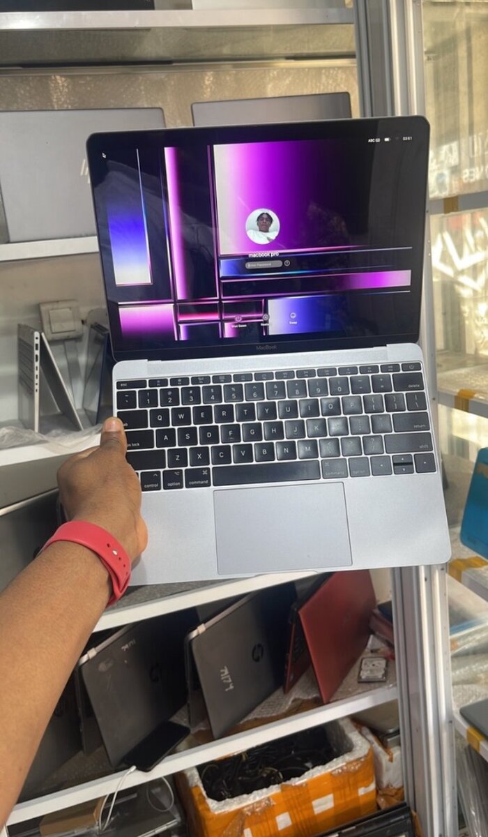 Mac Book air