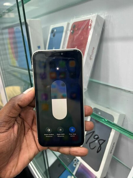 iPhone 11 Blanc 64 Go