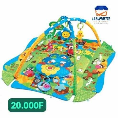 Tapis d'éveil bébé coloré