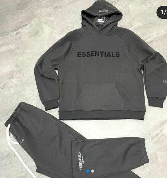 Ensemble survêtement Essentials