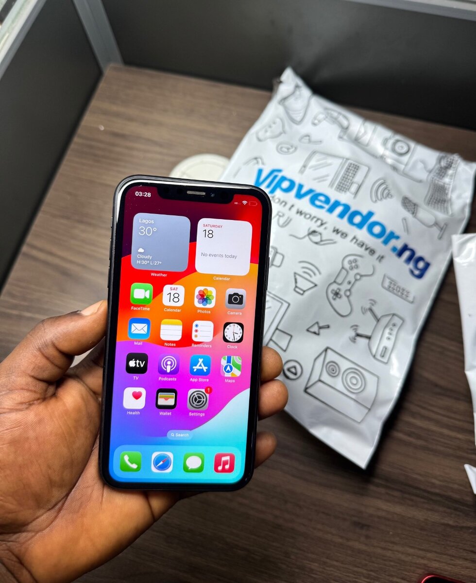 IPHONE XR ON SELL
