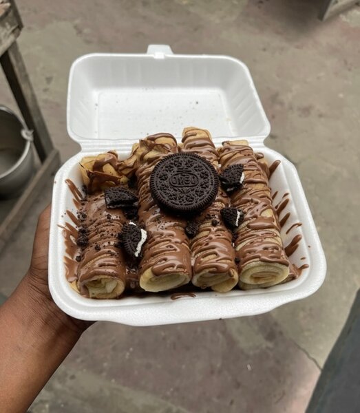10Crêpes roulées chocolat Oreo