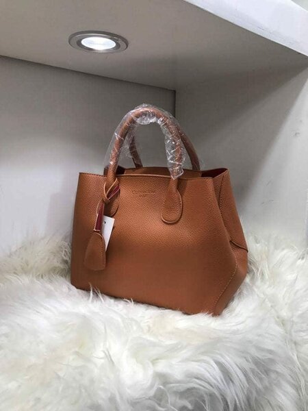 Women's stylish bag brown
