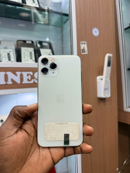 11 pro 64Go Casi neuf retour