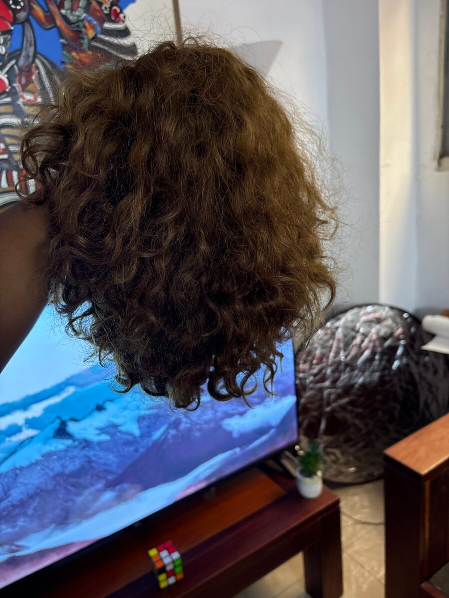 Perruque Bouclée Vietnamienne