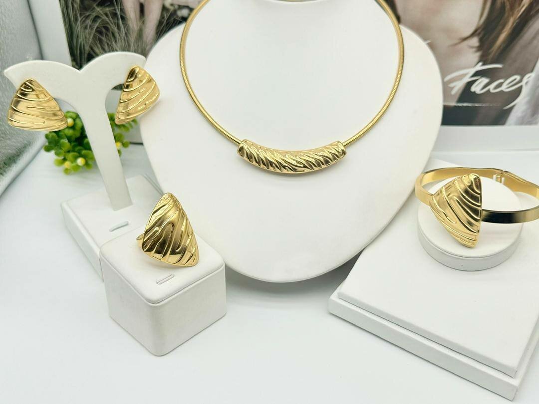 Complet bijou très Bonne qualité