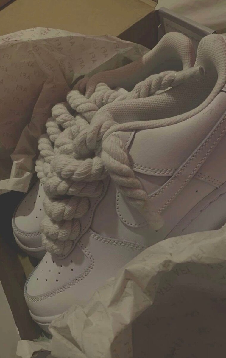 Baskets unisex avec lacets épais