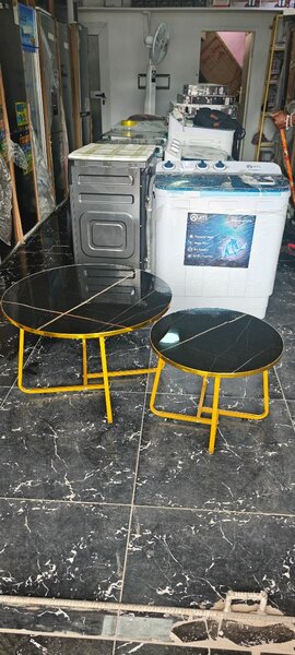 Ensemble de tables basses modernes