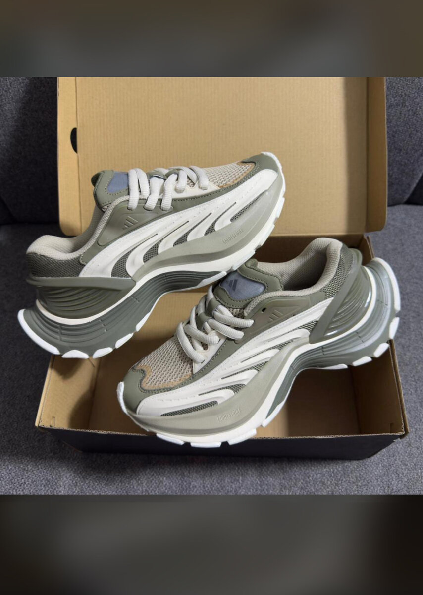 Sneakers de sport modernes