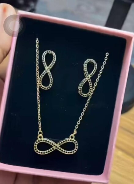 Infinity jewellery set