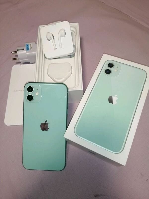 Iphone 11-128 GIG,64 GIG