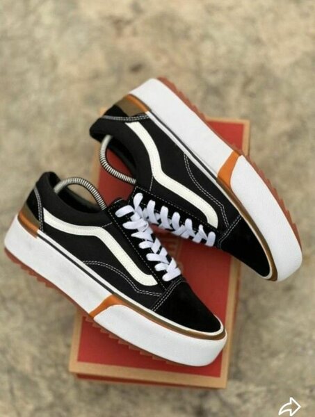 Baskets élégantes Boss noires