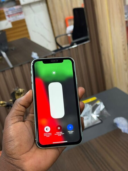 iPhone 11 Vert 64 Go
